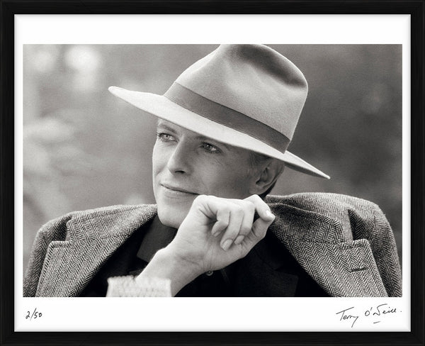 David Bowie for The Man Who Fell To Earth, 1975 — Limited Edition Print, framed - Terry O'Neill
