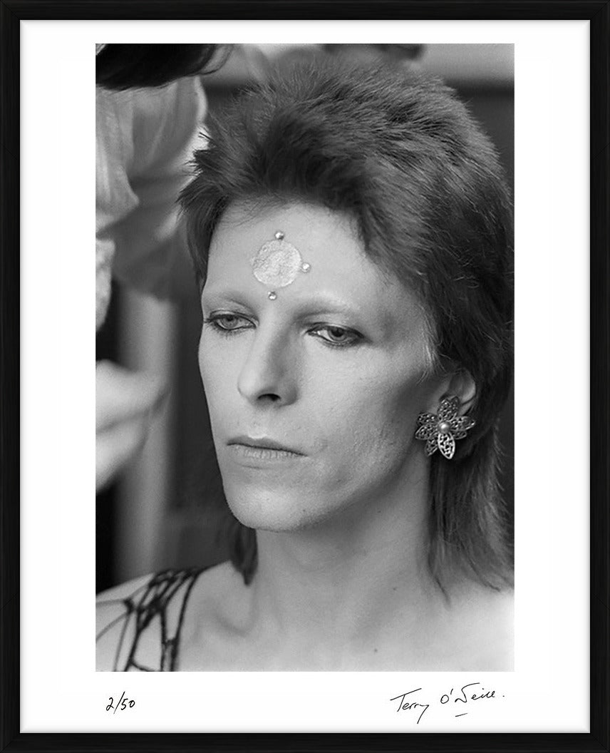 David Bowie performing as Ziggy Stardust at the Marquee Club in London, 19 October 1973 by Terry O'Neill – Limited Edition Print.