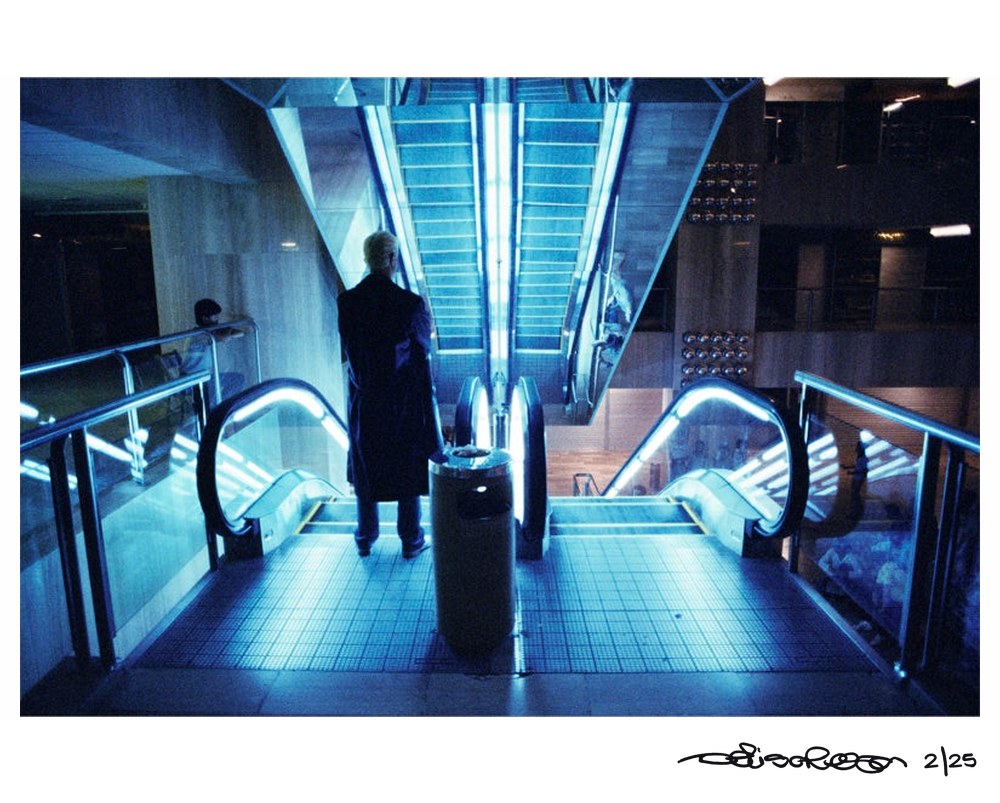David Bowie in a Singapore mall, 1983 – Limited Edition Print by Denis O'Regan – Limited Edition Print.