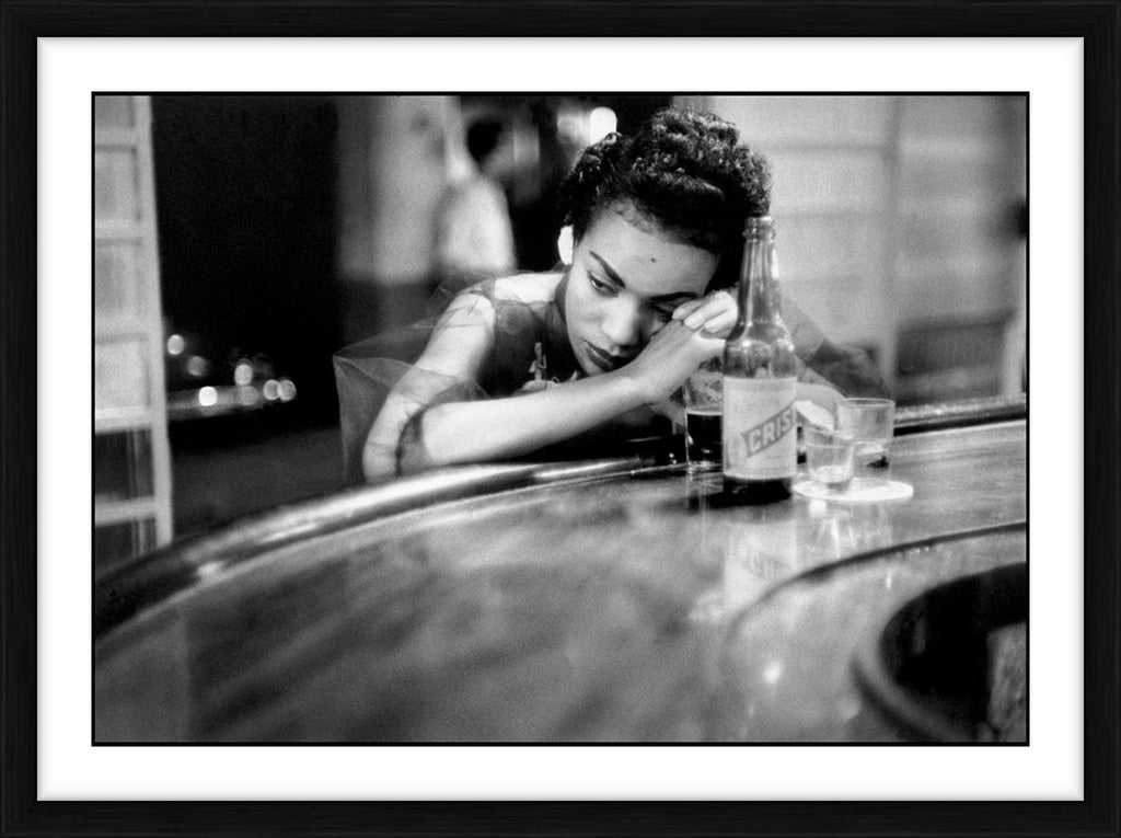 Bar Girl in Cuba, 1954 - Limited Edition Print by Eve Arnold – Limited Edition Print.