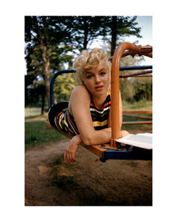 Marilyn Monroe in Long Island, New York in 1955 - Limited Edition Print by Eve Arnold – Limited Edition Print.