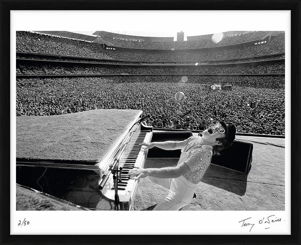 Elton John performing in LA, 1975 — Limited Edition Print, framed - Terry O'Neill