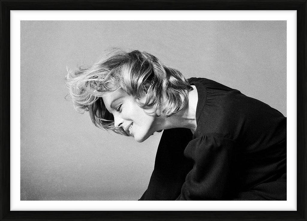 Romy Schneider in Rome, 1971 - Limited Edition Print by Eva Sereny – Limited Edition Print.