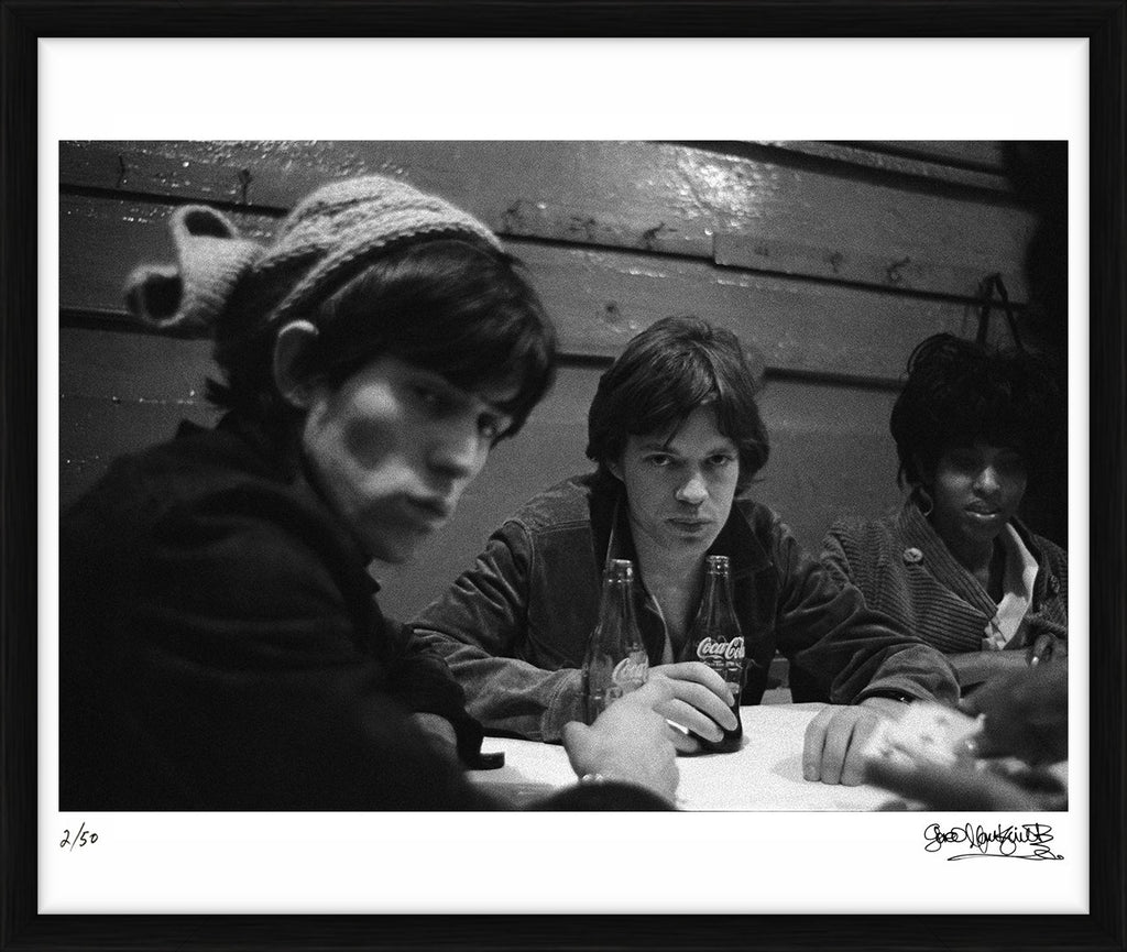 Keith Richards and Mick Jagger drinking backstage, 1965 – Limited Edition Print by Gered Mankowitz – Limited Edition Print.