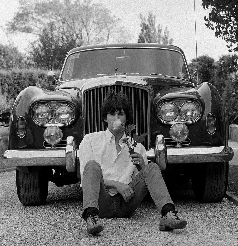 Keith Richards sitting in front of Blue Lena, 1966 by Gered Mankowitz – Limited Edition Print.