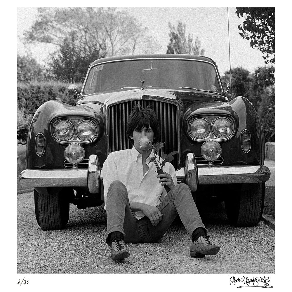 Keith Richards sitting in front of Blue Lena, 1966 by Gered Mankowitz – Limited Edition Print.