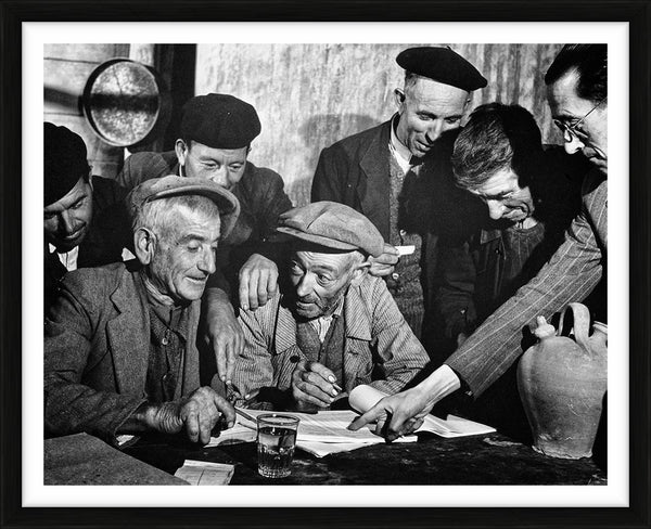 Winegrowers of Argenda — Limited Edition Print, framed - George Rodger