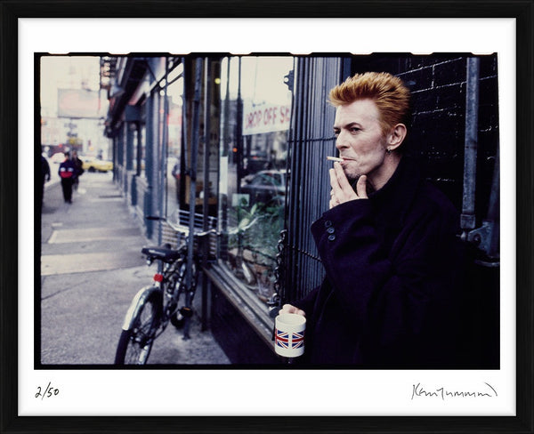 David Bowie, Tea & Sympathy, 1997 — Limited Edition Print, framed - Kevin Cummins