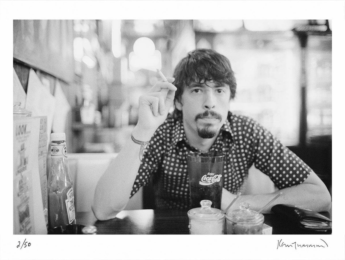 Dave Grohl at a Los Angeles Diner, 1997 by Kevin Cummins – Limited Edition Print.