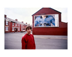 Liam Gallagher in Manchester, 1994 - Limited Edition Print by Kevin Cummins – Limited Edition Print.