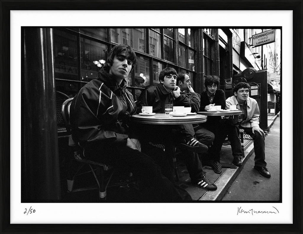 Oasis, Soho, 1994 - Limited Edition Print by Kevin Cummins – Limited Edition Print.