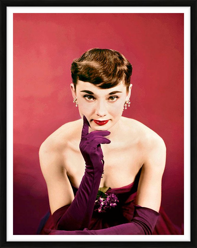 Audrey Hepburn American Magazine portrait, 1952 - Limited Edition Print by Lawrence Fried – Limited Edition Print.