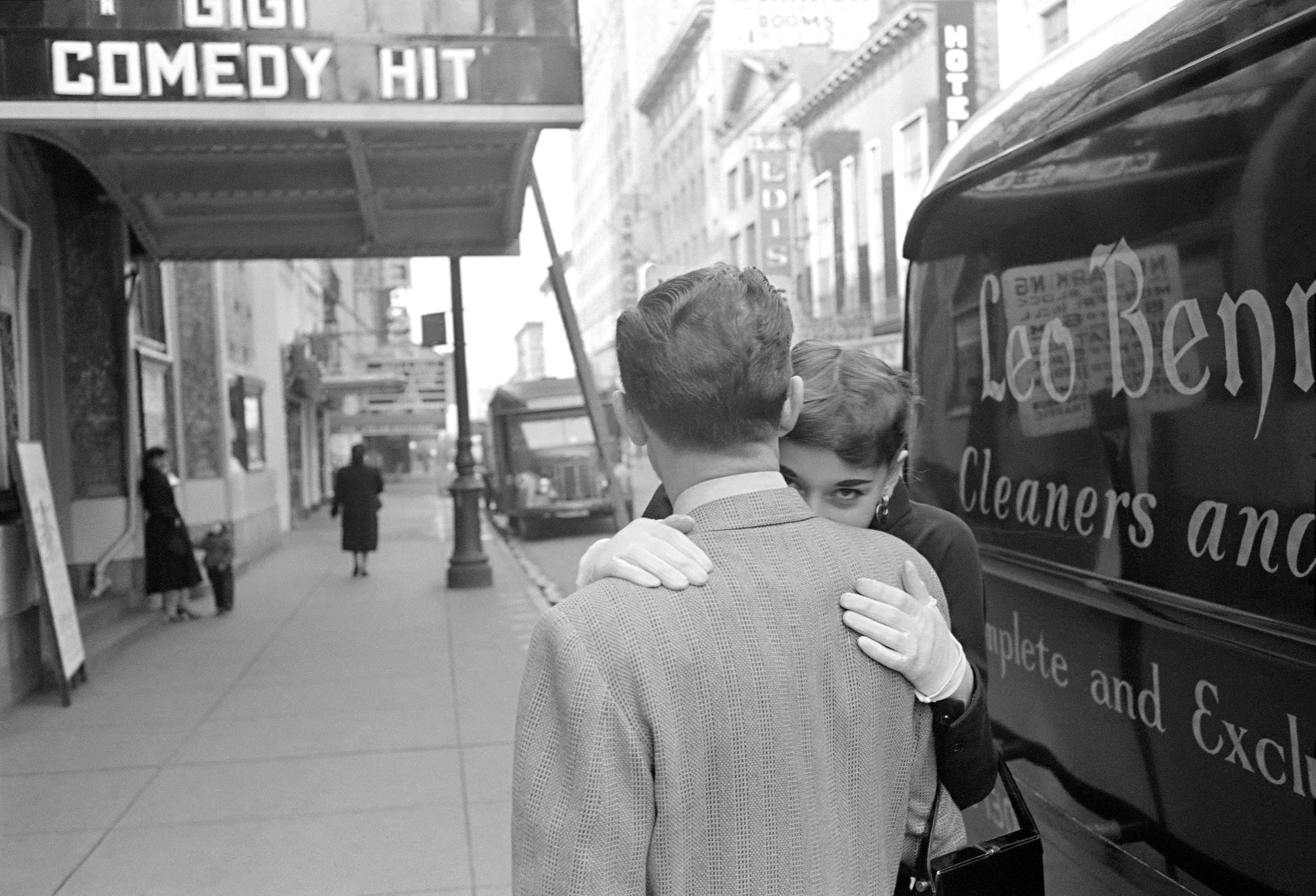 Audrey Hepburn in an embrace in front of the Fulton Theater, 1951 — Limited Edition Print