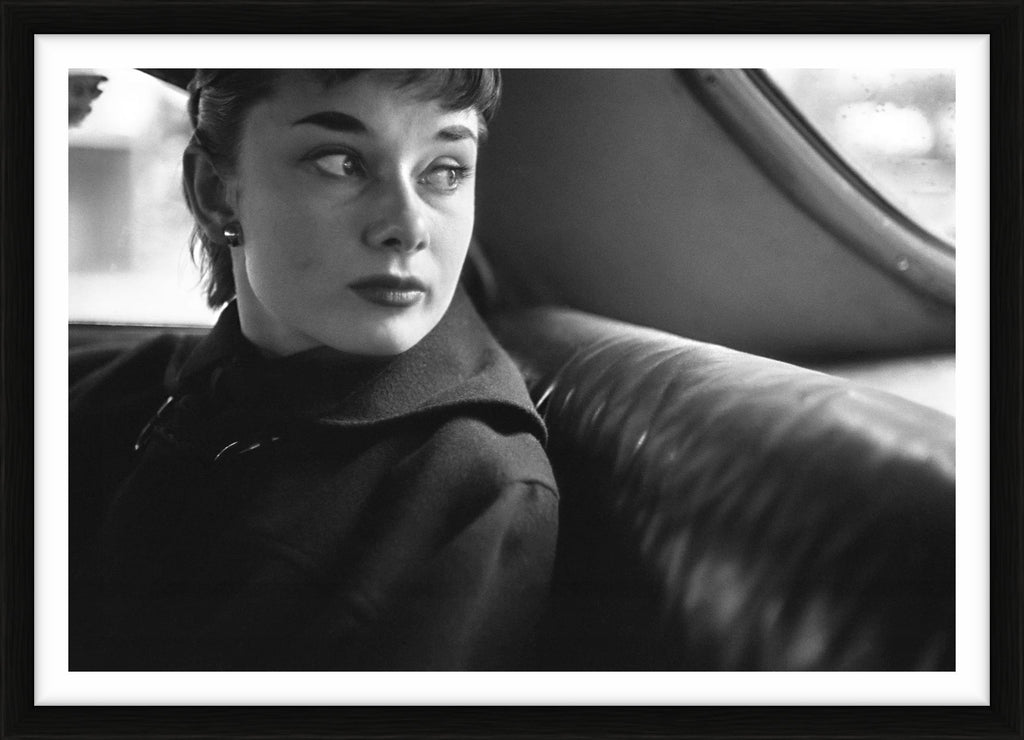 Audrey Hepburn inside a taxi, 1951 - Limited Edition Print by Lawrence Fried – Limited Edition Print.
