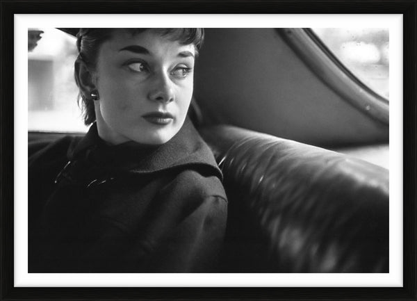 Audrey Hepburn inside a taxi, 1951 — Limited Edition Print, framed - Lawrence Fried