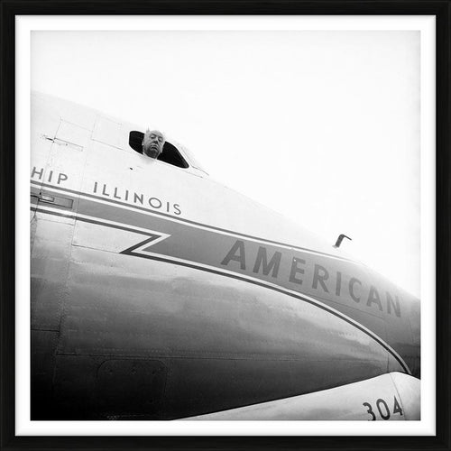 Alfred Hitchcock for an American Airlines campaign, 1959 — Limited Edition Print, framed - Milton H. Greene