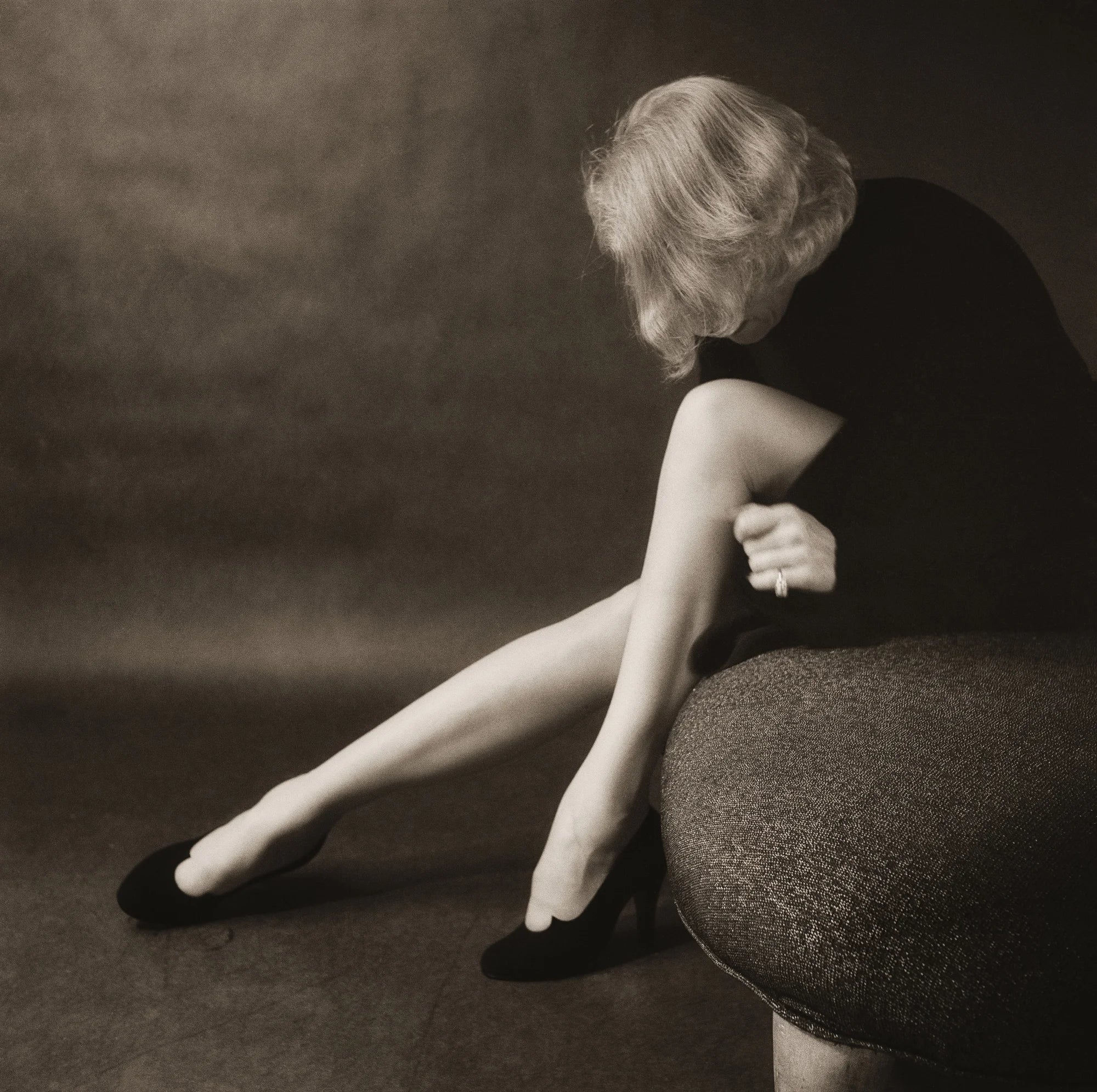 Marlene Dietrich in a New York studio, 1952 — Limited Edition Print