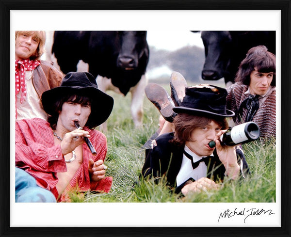 Mick and Keith Drinking, 1968 — Limited Edition Print, framed - Michael Joseph
