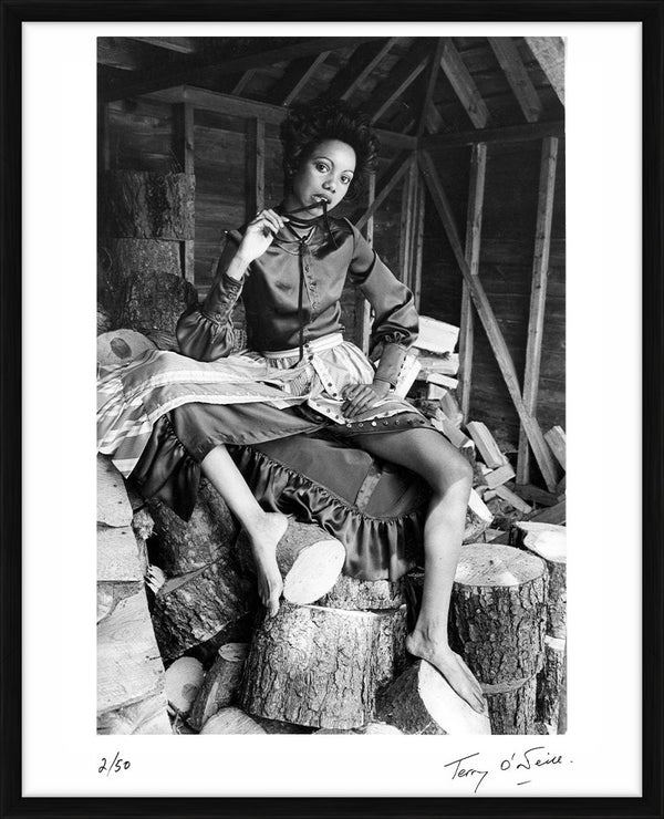 Hazel Collins at Mary Quant's home, 1960 — Limited Edition Print, framed - Terry O'Neill