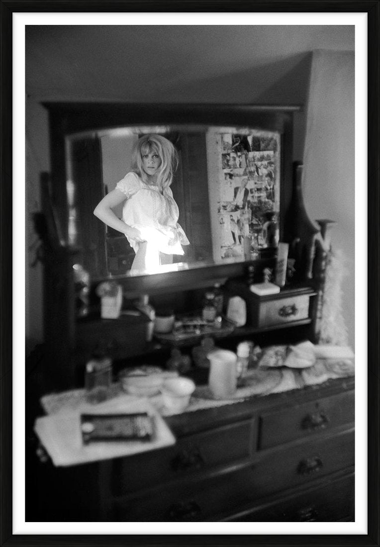 Julie Christie in the mirror, 1963 - Limited Edition Print by Michael Ward – Limited Edition Print.