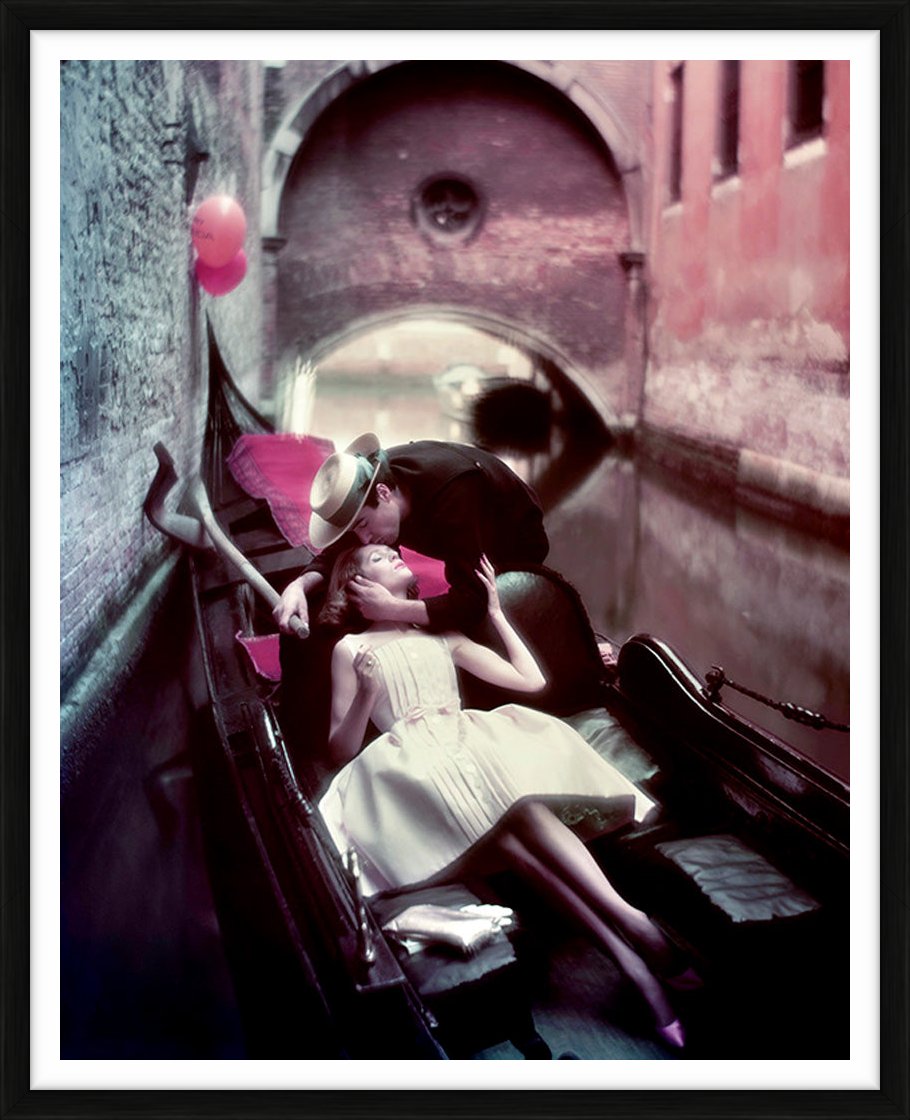 Polly Peck advertisement in Venice, 1960 - Limited Edition Print by Norman Parkinson – Limited Edition Print.