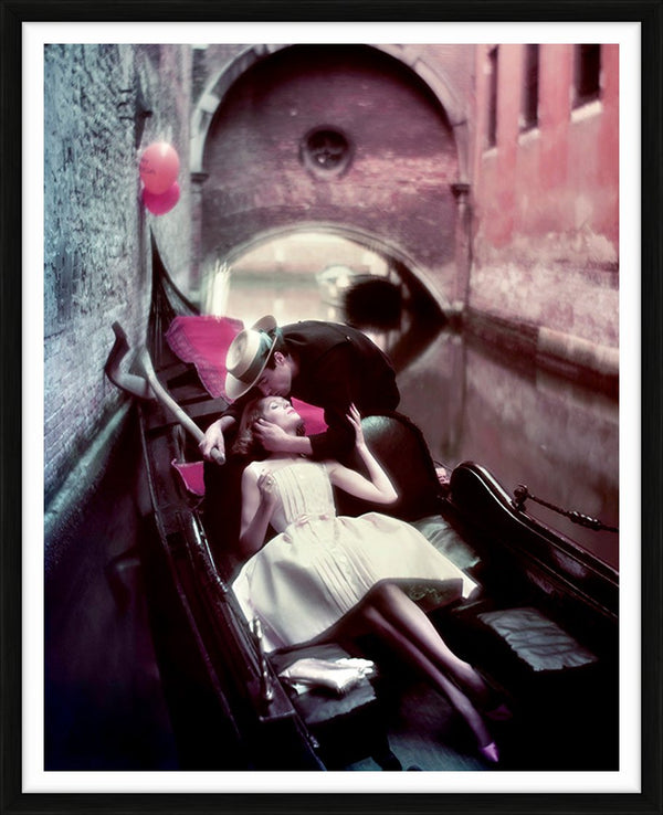 Polly Peck advertisement in Venice, 1960 — Limited Edition Print, framed - Norman Parkinson