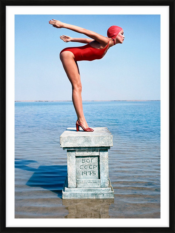 Jerry Hall diving in the USSR, 1975 — Limited Edition Print, framed - Norman Parkinson