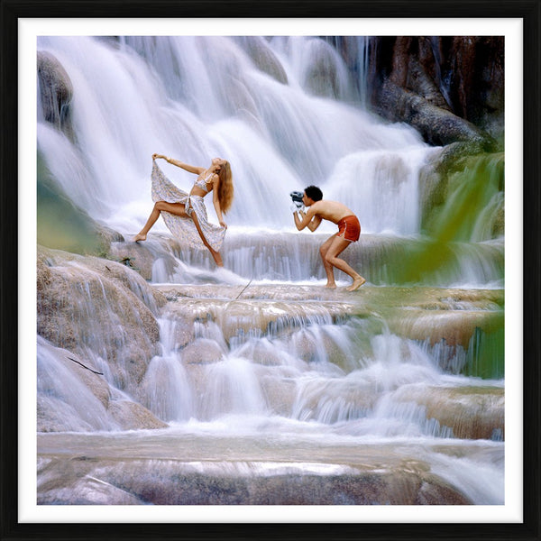 Jerry Hall & Antonio Lopez at Dunn's River Falls, 1975 — Limited Edition Print, framed - Norman Parkinson