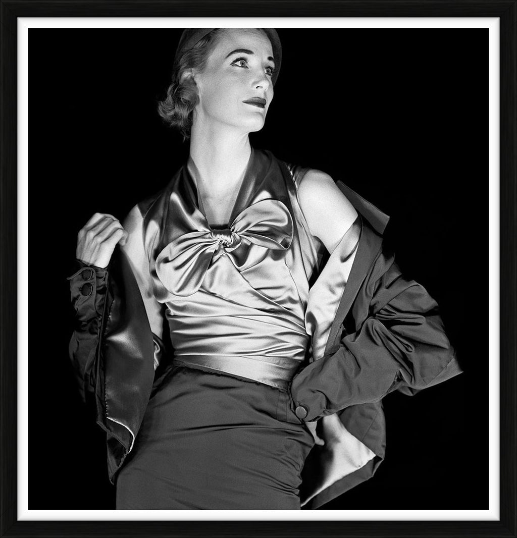 Wenda Parkinson wearing Dior, 1952 - Limited Edition Print by Norman Parkinson – Limited Edition Print.