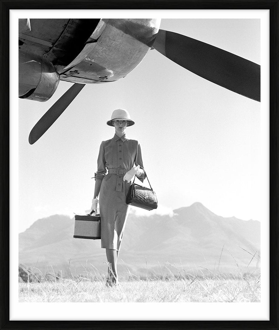 The Art of Travel, 1951 - Limited Edition Print by Norman Parkinson – Limited Edition Print.