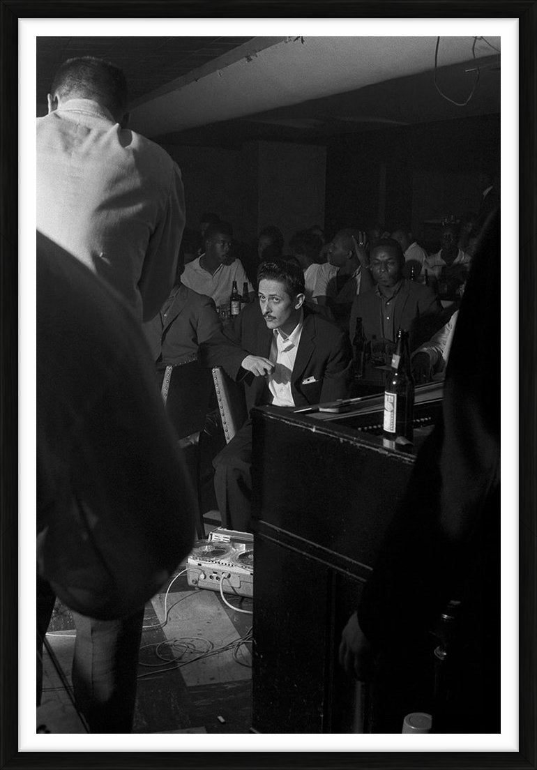 Audience member watching Ira Sullivan, 1960s - Limited Edition Print by Ted Williams – Limited Edition Print.