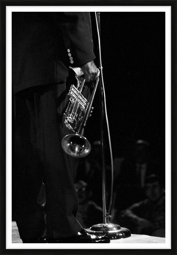 Louis Armstrong holding his trumpet - Limited Edition Print by Ted Williams – Limited Edition Print.