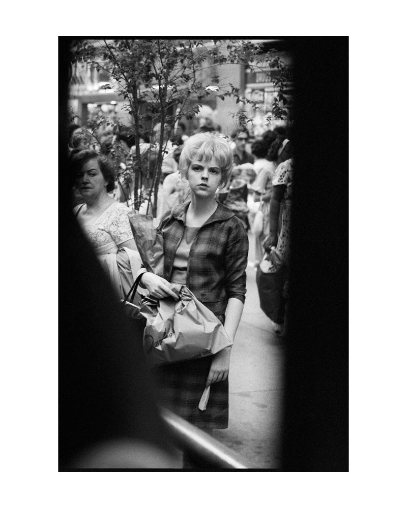 Bus Window series #1, Chicago, early 1960s - Limited Edition Print by Ted Williams – Limited Edition Print.
