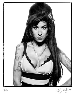 Amy Winehouse Portrait, 2008 - Limited Edition Print by Terry O'Neill – Limited Edition Print.