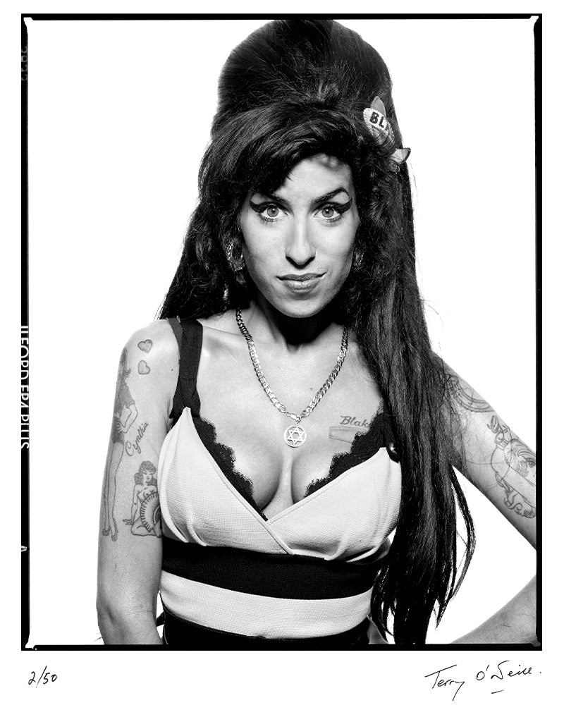 Amy Winehouse portrait, 2008 — Limited Edition Print - Terry O'Neill