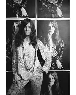 Janis Joplin at home in San Francisco, 1967 – Limited Edition Print by Baron Wolman – Limited Edition Print.
