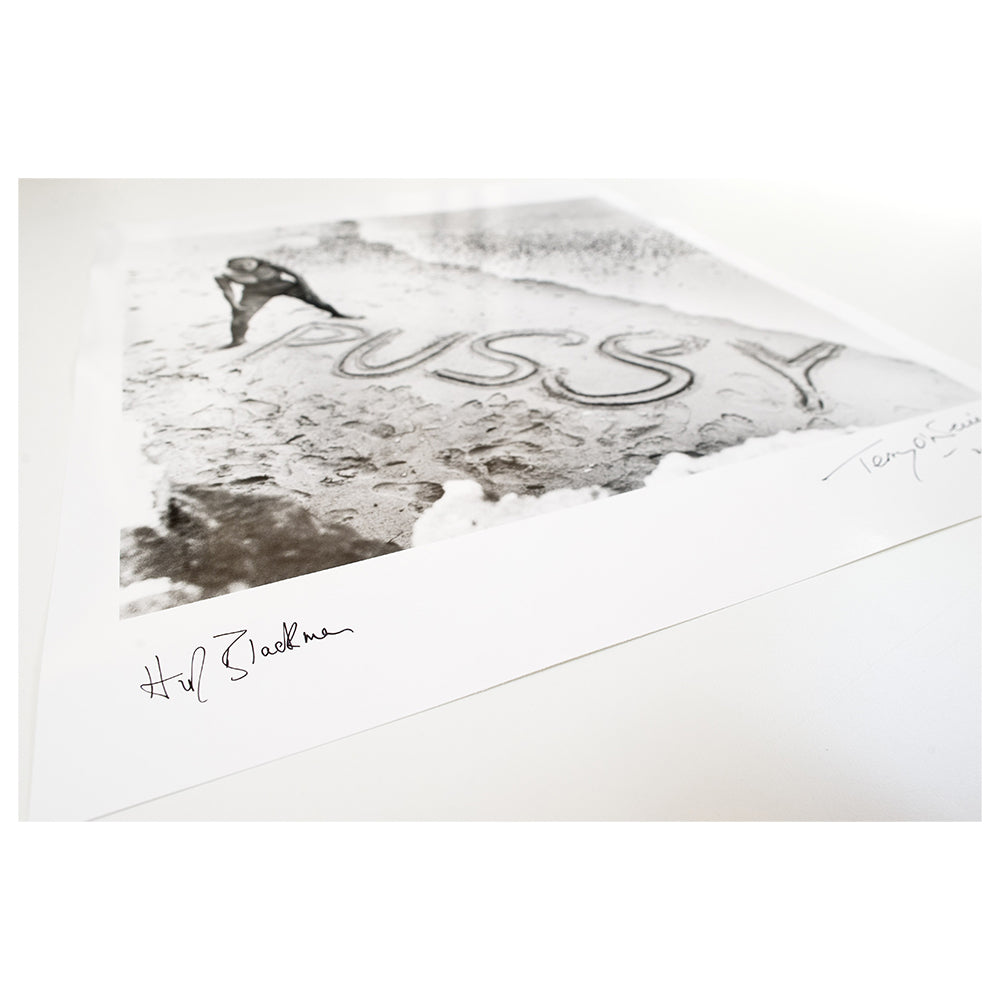 Honor Blackman for Goldfinger, 1964 - Co-Signed Edition Print by Terry O'Neill – Limited Edition Print.