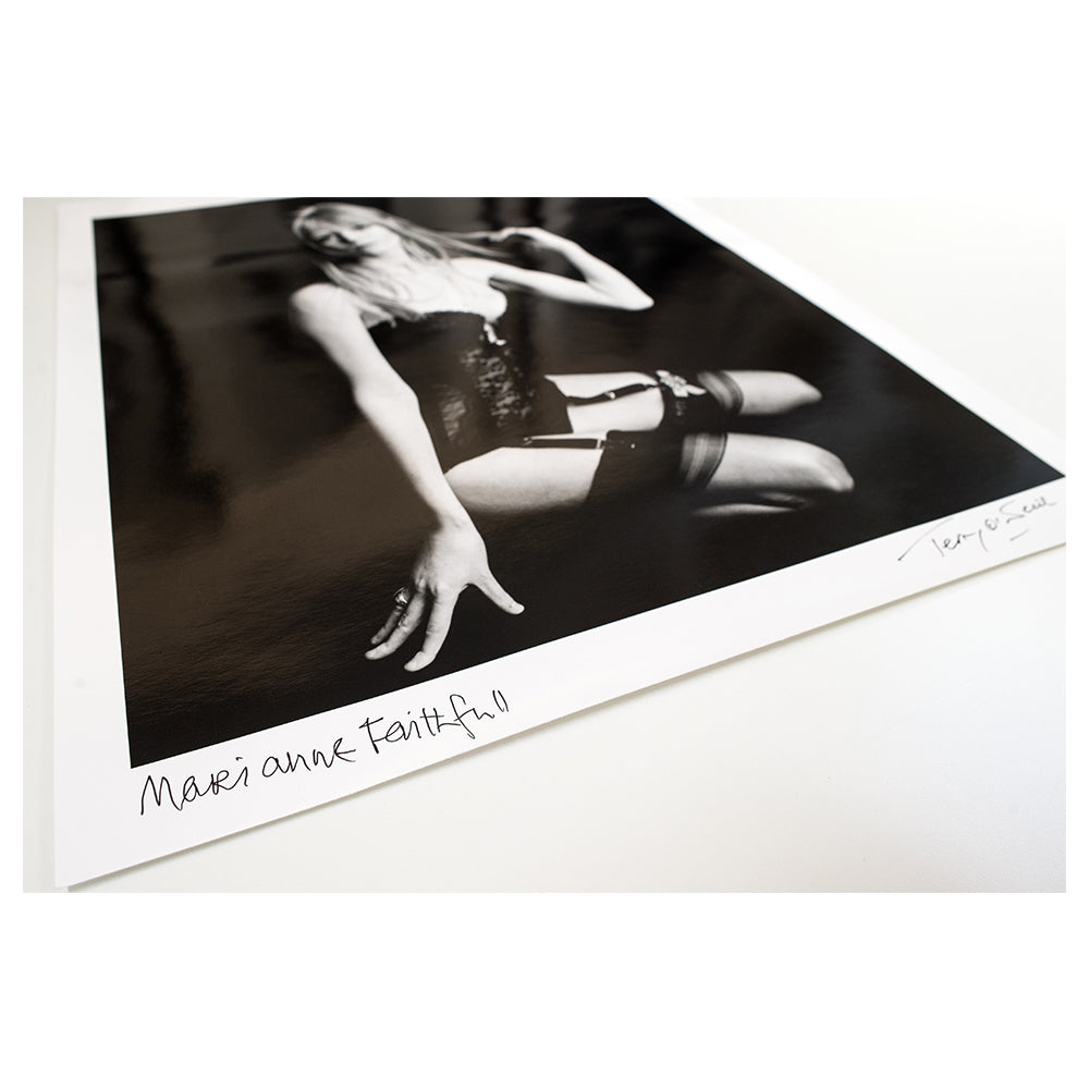 Marianne Faithfull, 1967, Co-signed Edition Print by Terry O'Neill – Limited Edition Print.
