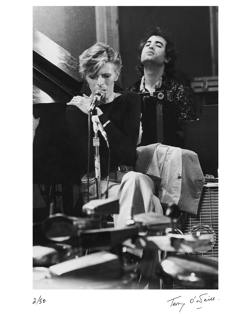 David Bowie & Mike Garson recording Young Americans, 1974 by Terry O'Neill – Limited Edition Print.