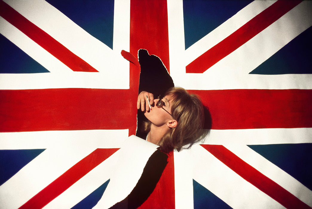 Vanessa Redgrave smoking through a Union Jack, 1967 — Limited Edition Print - Douglas Kirkland