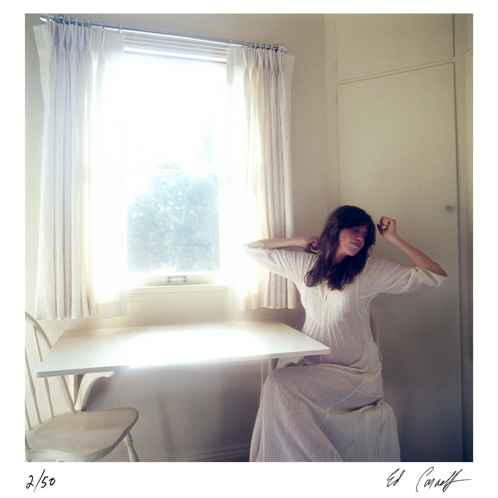 Carly Simon in her kitchen, 1974 — Limited Edition Print - Ed Caraeff