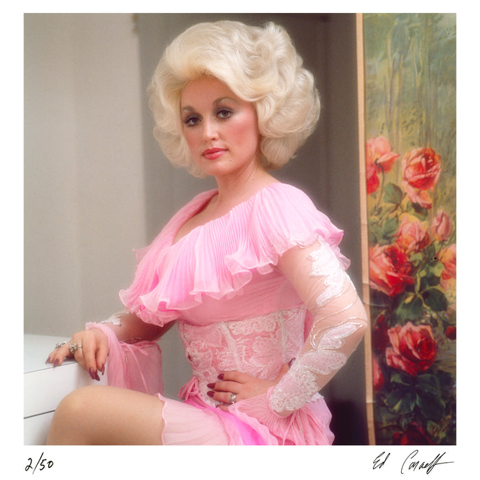 Dolly Parton Heartbreaker photoshoot, 1978 — Limited Edition Print - Ed Caraeff