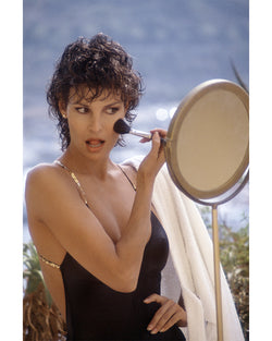 Raquel Welch in a swimsuit in Cannes, 1980s – Limited Edition Print by Eva Sereny – Limited Edition Print.