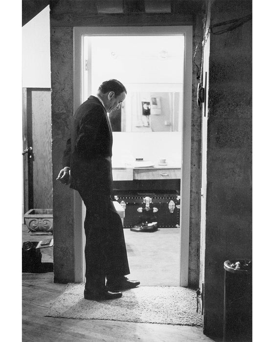 Frank Sinatra at The Fontainebleau Hotel, 1968 — Limited Edition Print - Terry O'Neill