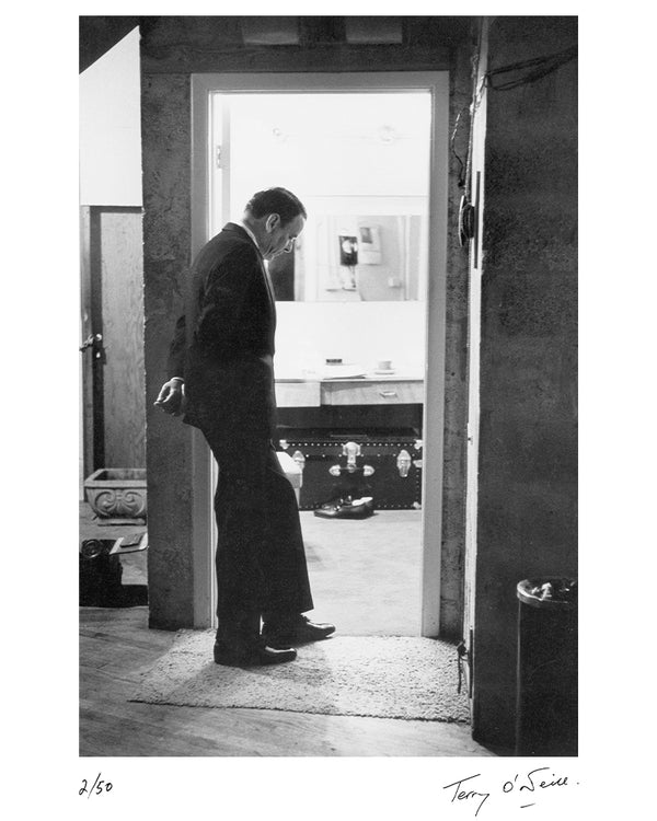 Frank Sinatra at The Fontainebleau Hotel, 1968 — Limited Edition Print - Terry O'Neill