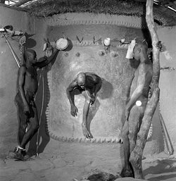 Leaving a Korongo Nuba bedroom, 1949 — Limited Edition Print - George Rodger