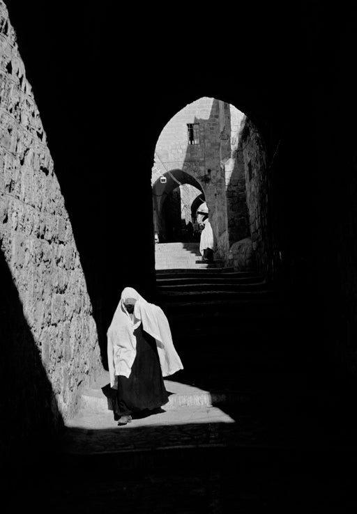 The Via Dolorosa in Old Jerusalem, 1952 — Limited Edition Print - George Rodger