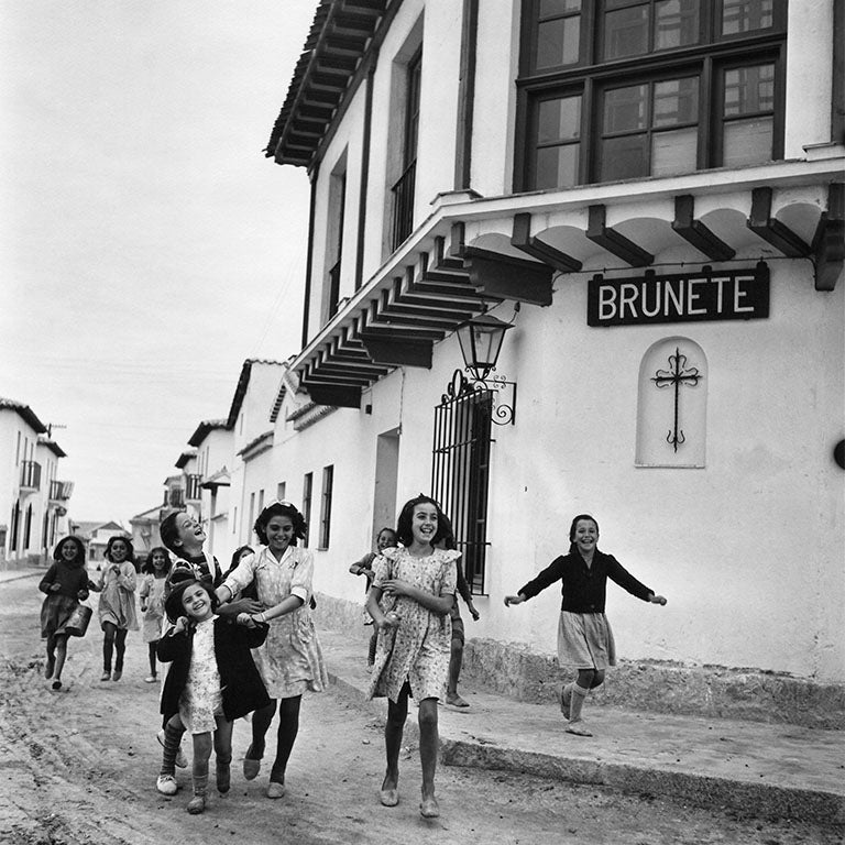 Children returning home from school, 1945 — Limited Edition Print - George Rodger