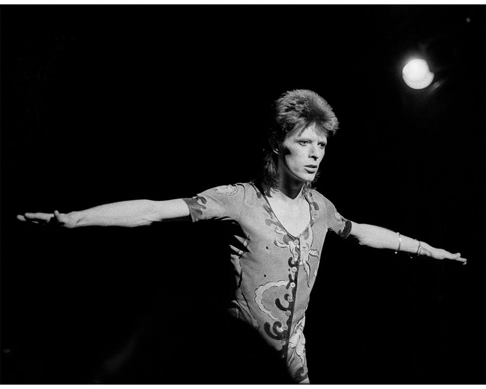 David Bowie performing at Rollarena, 1973 — Limited Edition Print - Kevin Cummins