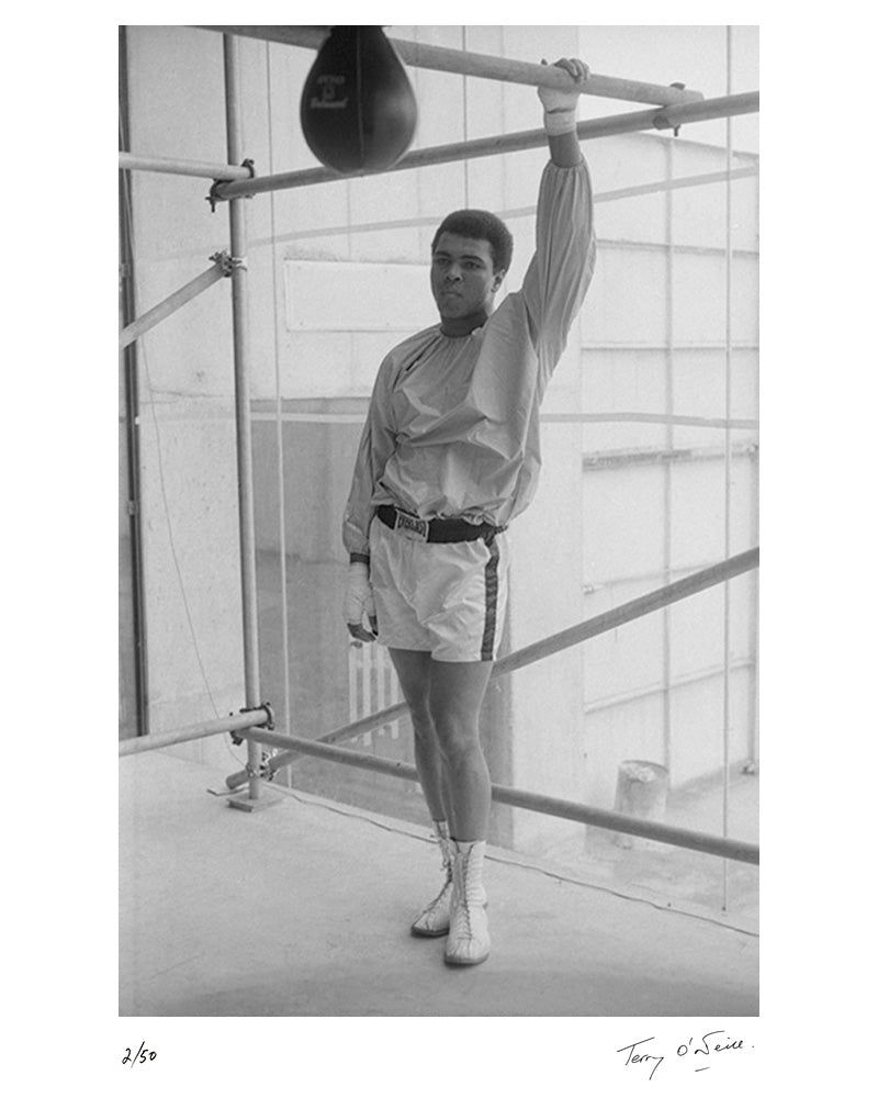 Muhammad Ali during a training break, 1972 by Terry O'Neill – Limited Edition Print.